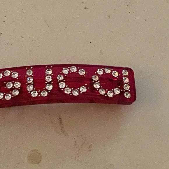Gucci Fuchsia Crystal Hair Clip COMES WITH BOX - Picture 6 of 7